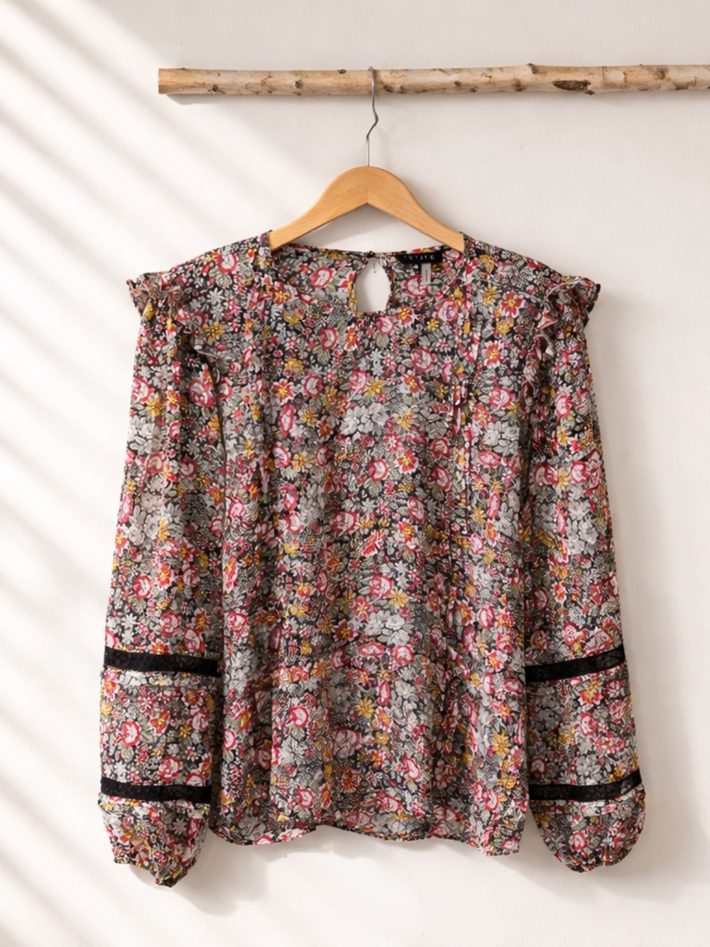 1.STATE NWT Sheer Floral Blouse Romantic Boho Lace Trim Top Medium